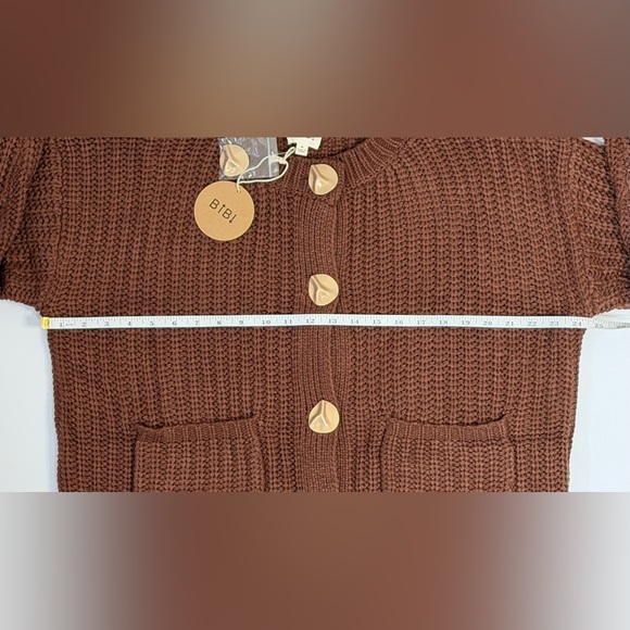 Cozy Chunky Knit Brown Cardigan – Fall Layering | BiBi | Medium - Picture 6 of 9